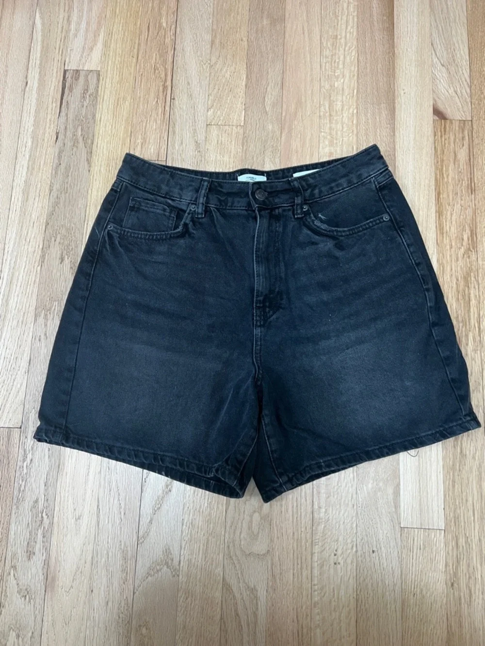 Forever 21‎ Black Denim 90s Fit Jean Shorts Womens 30